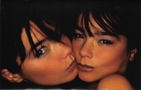 Björk - Isobel